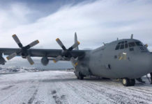 El Hércules C130 despegó el lunes a las 16.55 hora local (19.55 GMT) de la base militar de Chabunco, en Punta Arenas.