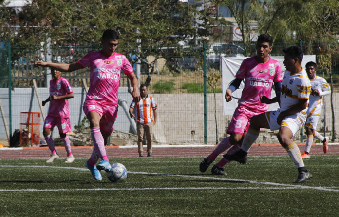 Gavilanes de la UABJO vence 2 a 0 a los Chapus del ITO.