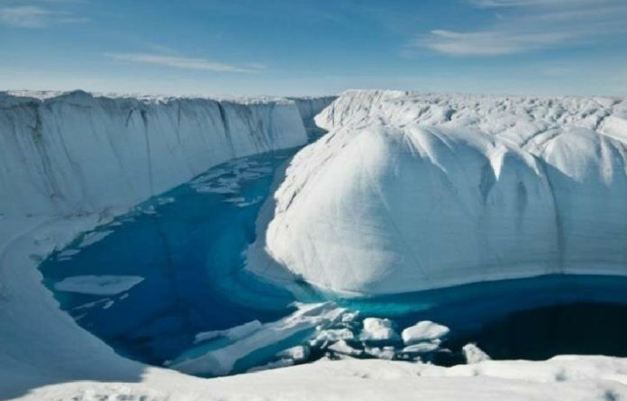 “Cerca de Nuuk (la capital de Groenlandia), ya se han derretido 1.2 metros de hielo. Esto sucede todos los años, pero no tan temprano en la temporada”