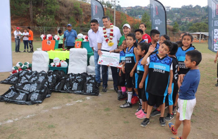 Giras por las ocho regiones, eventos internacionales, estímulos a los deportistas e infraestructura deportiva marcaron el 2019 para el deporte local.