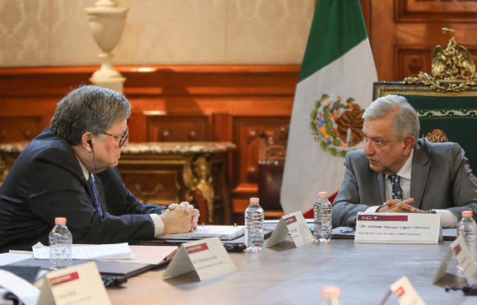 El encuentro entre el presidente Andrés Manuel López Obrador y el fiscal general de Estados Unidos, William Barr.