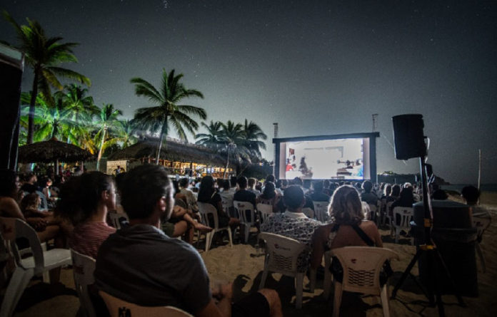 Festival del Puerto, “Encuentro de Cine Contemporáneo” inició con la proyección de “Sanctorum” de Joshua Gil en Club Playa Villasol, Playa Bacocho.