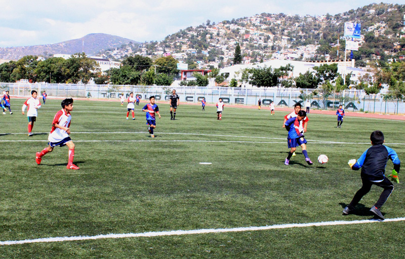 Los partidos que se disputarán en la segunda jornada se llevarán a cabo en instalaciones del Instituto Tecnológico de Oaxaca, campos de Ciudad Universitaria y del Polideportivo “Venustiano Carranza”. 