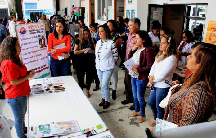 En las instalaciones de la Subdirección de Control Sanitario, se entregaron 270 Tarjetas Bienestar para la Mujer.