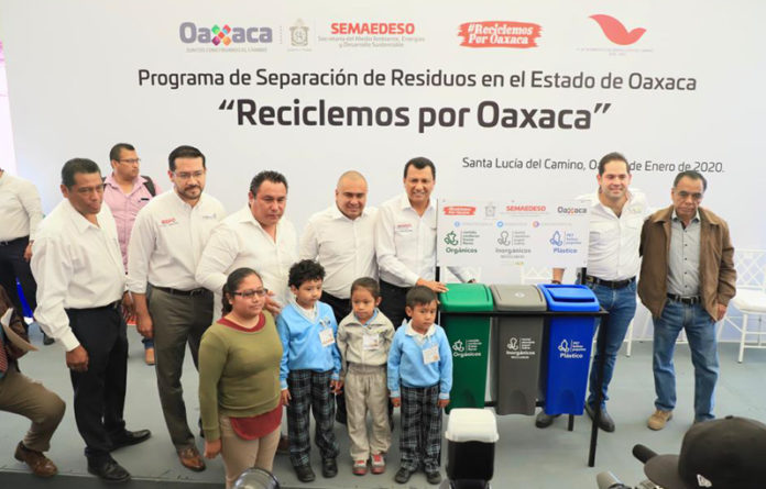 El Programa Estatal Reciclemos Por Oaxaca tiene la finalidad de crear y fortalecer una conciencia de responsabilidad ambiental en los municipios que conforman el estado.