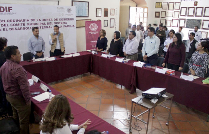 Destaca atención a grupos vulnerables, personas en situación de calle y ampliación a cobertura de asistencia social en Oaxaca de Juárez.