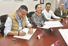 Signan convenio de ayuda para emprender programas, proyectos y acciones para el fortalecimiento del desarrollo integral y sustentable de Oaxaca de Juárez.