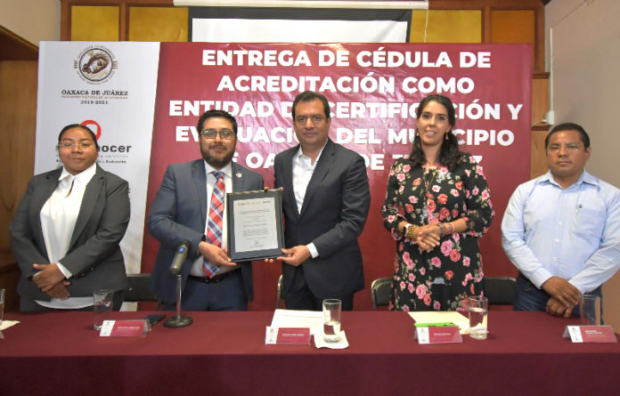 El edil Oswaldo García informó que la ciudad capital es el primer municipio del estado en recibir esta distinción por parte del Consejo Nacional de Normalización y Certificación de Competencias Laborales.