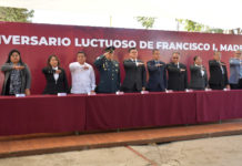 Con guardia de honor y depósito de ofrenda floral, el funcionariado municipal, estatal y federal rindió homenaje al apóstol de la democracia.