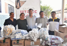 Al donar lotes de medicamentos a cuatro comunidades de la zona, el edil resaltó que el Gobierno Municipal de Oaxaca de Juárez construye una administración con sentido solidario.