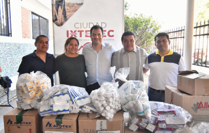 Al donar lotes de medicamentos a cuatro comunidades de la zona, el edil resaltó que el Gobierno Municipal de Oaxaca de Juárez construye una administración con sentido solidario.