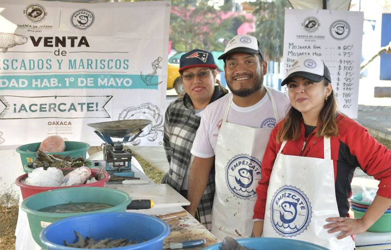 En apoyo a la economía de las y los capitalinos, del 28 de febrero al 10 de abril, el Ayuntamiento de Oaxaca de Juárez estará acercando productos del mar de calidad, a precios justos y con peso exacto.