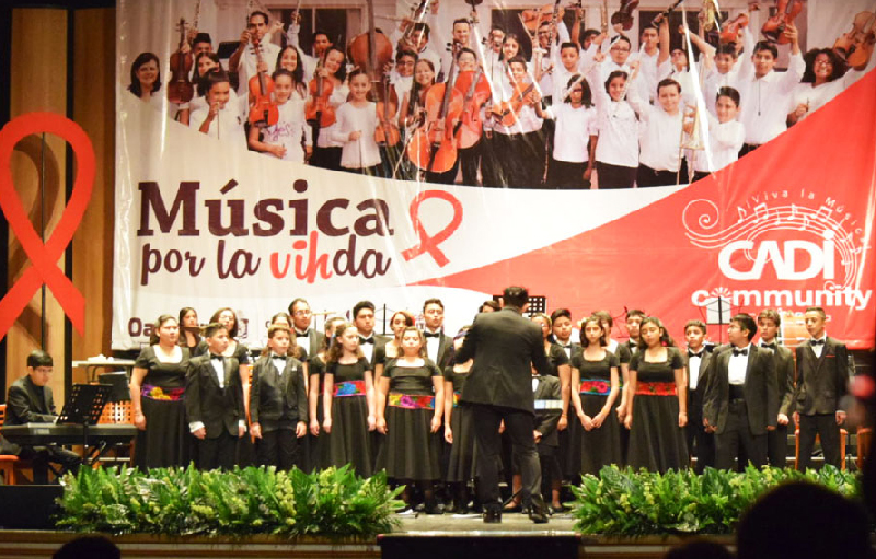 La directora general del Colegio CADI Community y del Coro y Orquesta Infantil y Juvenil, Angélica Padilla Crespo, dijo que “La cultura, educación y salud, son derechos que nos corresponden a todas y todos, y es nuestra responsabilidad, cuidar de ellos”.