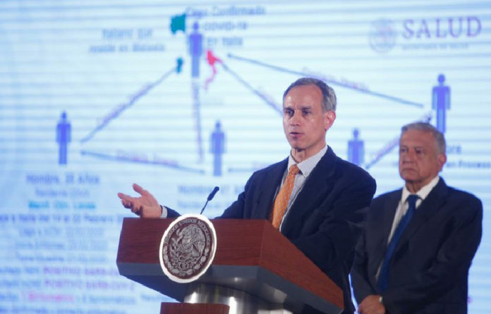 El subsecretario de Prevención y Promoción de la Salud, Hugo López-Gatell, durante la conferencia mañanera en Palacio Nacional. Foto Guillermo Sologuren.