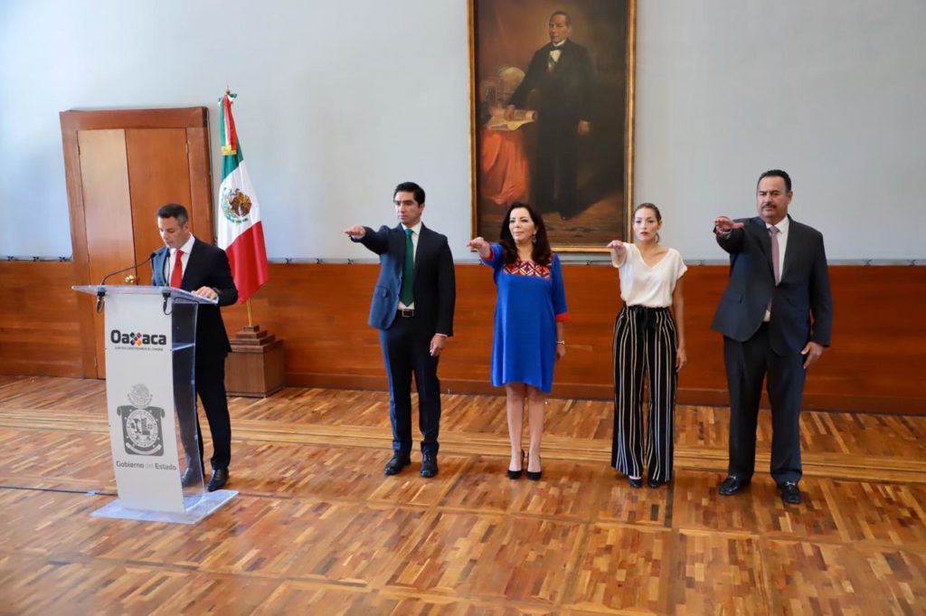 Karla Villacaña Quevedo en Seculta, Javier Lazcano Vargas en Sinfra, Jorge Toledo Luis en Coplade y Carolina Monroy del Mazo en la Oficina de la Gubernatura, son quienes encabezarán estas instancias.