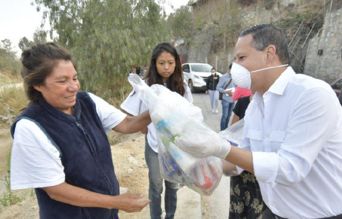 Servidores públicos resaltan la importancia de reforzar las medidas de prevención en los núcleos familiares para evitar la propagación del COVID-19.