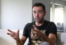 El ex futbolista del FC Barcelona Xavi Hernández y su mujer realizaron un donativo de un millón de euros al Hospital Clinic de Barcelona para ayudar a la lucha contra la pandemia del nuevo coronavirus. Foto Afp / Archivo.