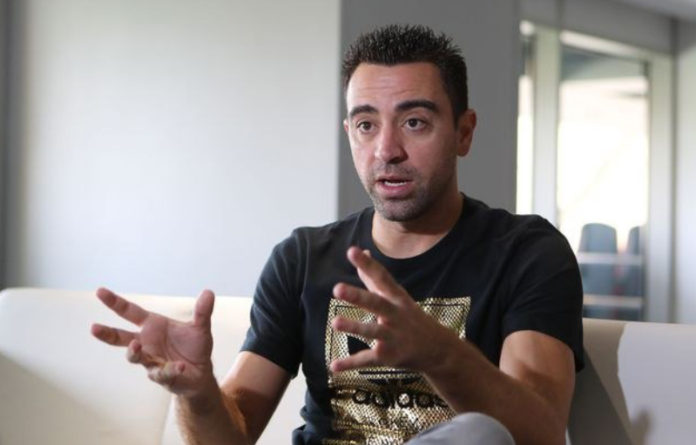 El ex futbolista del FC Barcelona Xavi Hernández y su mujer realizaron un donativo de un millón de euros al Hospital Clinic de Barcelona para ayudar a la lucha contra la pandemia del nuevo coronavirus. Foto Afp / Archivo.