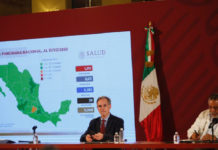 El subsecretario de Prevención y Promoción de la Salud, Hugo López-Gatell (c,izq) durante conferencia de prensa vesperina este 31 de marzo de 2020. Foto Guillermo Sologuren.