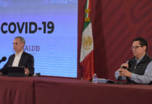 Hugo López-Gatell y José Luis Alomía durante la conferencia de COVID-19.