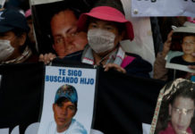 Protesta de familiares de desaparecidos en la CDMX, en enero pasado. Foto Cristina Rodríguez.