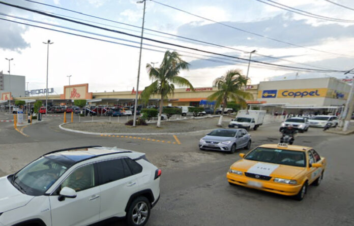 Un centro comercial en Villahermosa, Tabasco. foto google.