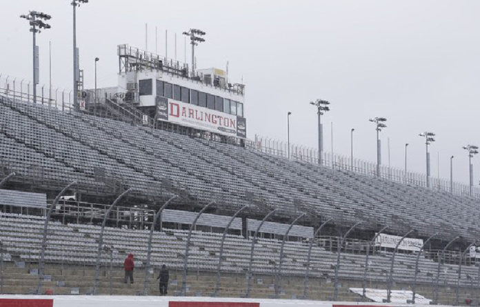 Nascar reanudará su temporada sin la presencia de sus seguidores. Foto Ap.