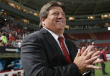 Miguel Herrera consideró que en el aspecto deportivo fueron muy pertinentes los cambios dispuestos por la FIFA, especialmente el que aumentó de tres a cinco relevos en cada partido. Foto Jam Media / Archivo.