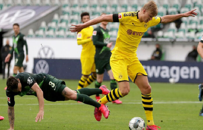 La Bundesliga alemana es la primera liga de fútbol importante del mundo en reanudarse después de una suspensión de dos meses debido a la pandemia de coronavirus. Foto Ap.