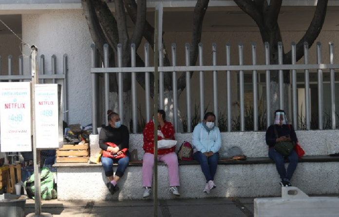 Pemex informó que se han dado de alta 143 pacientes. Foto Cristina Rodríguez .