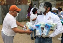 La Dirección de Desarrollo Humano coordinó la entrega de apoyos alimenticios en las colonias Francisco I. Madero, Periodistas y Unión, de la cabecera municipal.