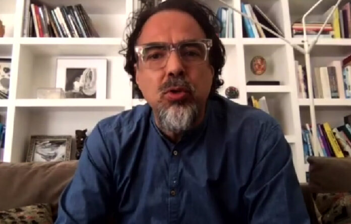 En esta captura de pantalla, Alejandro González Iñárritu en la presentación del Fondo de Emergencia Audiovisual 