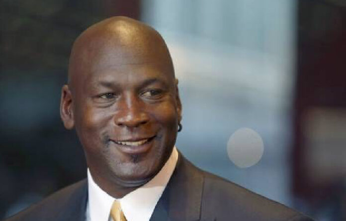 Michael Jordan expresó su indignación por el asesinato de George Floyd. Foto Ap/ Archivo.