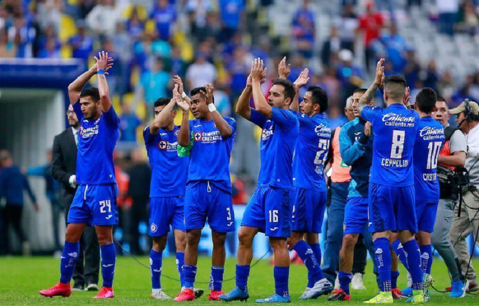 Cruz Azul en partido contra Tigres en el Torneo de Clausura 2020. Foto Jam Media.