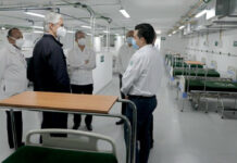 Alfredo Del Mazo, y el director del IMSS Zoé Robledo durante una visita a la Unidad Médica de Atención Ambulatoria en Tlalnepantla. Foto La Jornada.