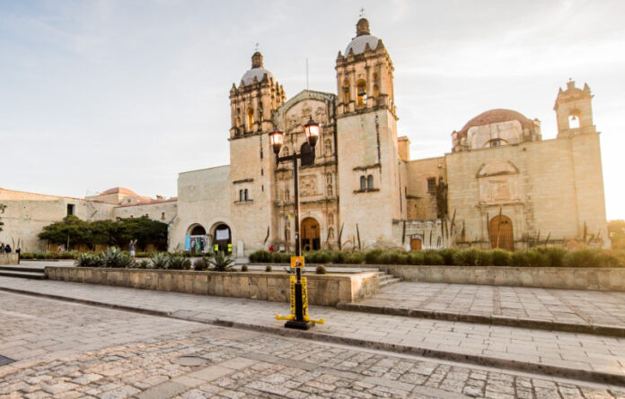 De acuerdo con KAYAK, la capital oaxaqueña es uno de los cinco lugares más buscados durante la pandemia por turistas nacionales que desean viajar cuando las condiciones de salud lo permitan.