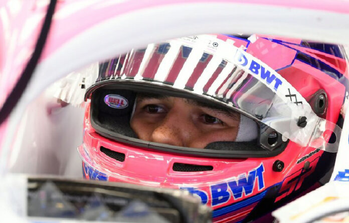 El piloto mexicano ‘Checo’ Pérez durante las pruebas para la nueva temporada de la F´rmula 1 en el Circuit de Cataluña en Montmelo, en las afueras de Barcelona, el 20 de febrero de 2020. Foto Afp.