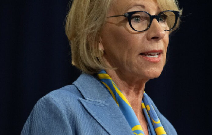 En esta foto de archivo, la Secretaria de Educación de Estados Unidos, Betsy DeVos. Foto Afp.