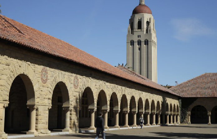 Campus de la Universidad de Stanford, en California. Foto Ap.