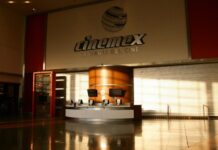 Cinemex cerrará tres complejos en Monterrey, Aguascalientes y Nuevo Laredo como consecuencia de la crisis por el Covid-19. Foto Cuartoscuro / Archivo.