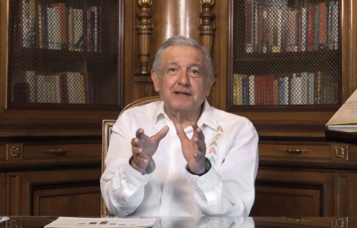 “Va disminuyendo el contagio y se están recuperando más vidas”, sostuvo Andrés Manuel López Obrador en su mensaje sabatino. Foto ‘La Jornada’.