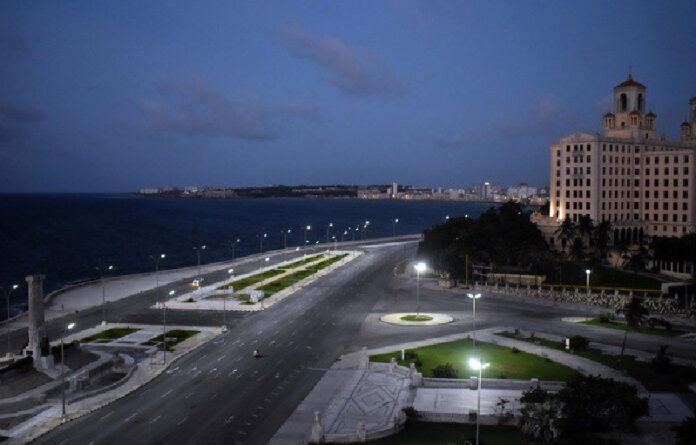 En junio el Departamento del Tesoro de EU informó a Marriot International que no les permitiría abrir más hoteles en Cuba. Foto Xinhua.