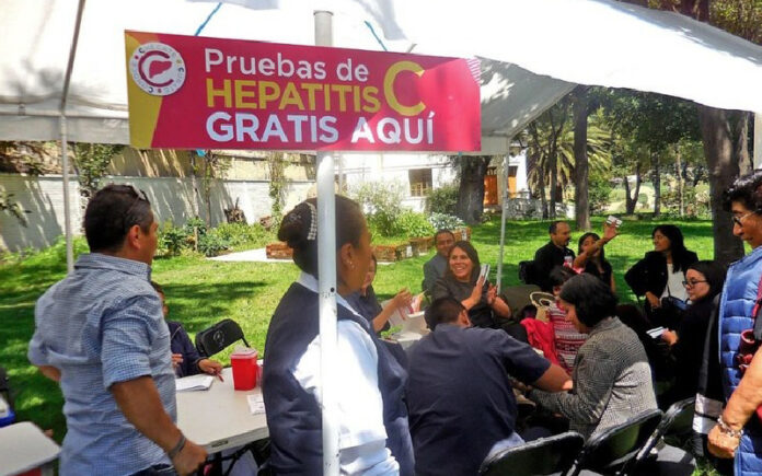 La prueba para la detección es gratuita en diversas dependendias del sector salud. Foto La Jornada/ archivo.