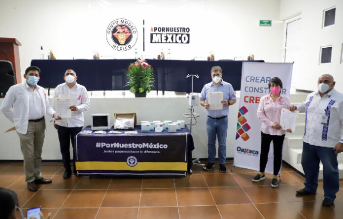 Más de un millón de pesos en insumos, fueron entregados al hospital General de Tuxtepec.