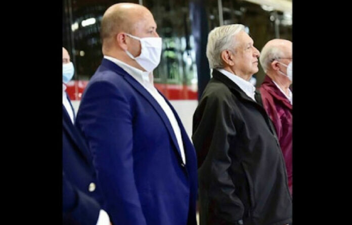 El gobernador de Jalisco Enrique Alfaro durante una reunión con el presidente López Obrador. Foto cortesía Presidencia.