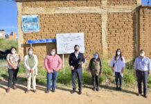 Reanudando sus recorridos por las demarcaciones capitalinas, en el paraje “Los Guajes” el edil entregó la red de drenaje sanitario, acción a favor de 441 lugareñas y lugareños.