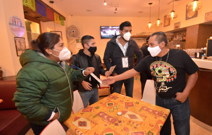 En la última jornada se supervisaron 108 comercios y uno fue clausurado por operar fuera del horario establecido y no respetar el aforo permitido.